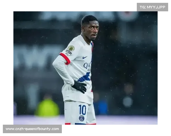 朗斯5-0狂胜巴黎FC,反超巴黎圣日耳曼登顶法甲积分榜