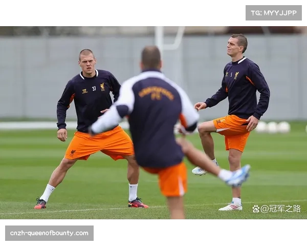 巴萨官方更新佩德里伤情,其恢复训练中包含针对性的防守位置感与压迫时机练习